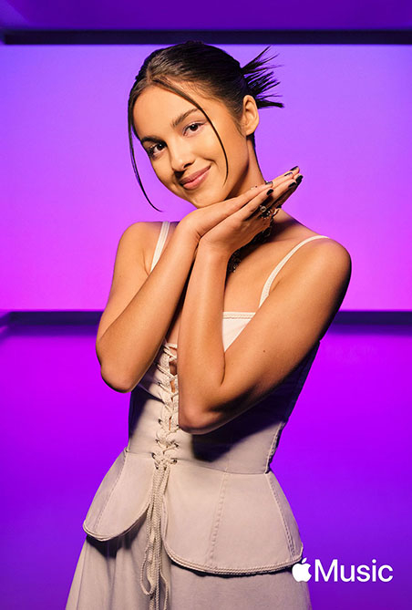 Apple Music Awards 2021: Olivia Rodrigo